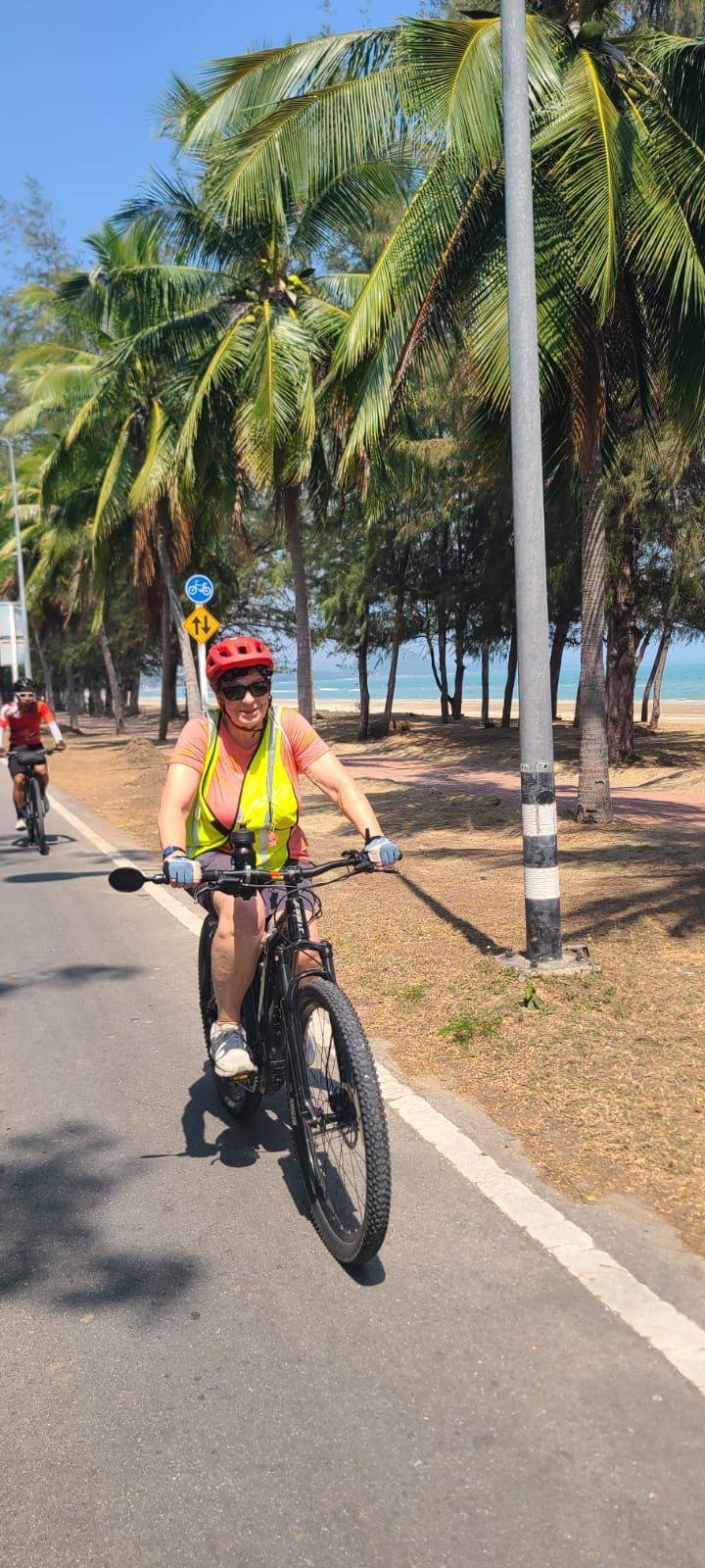 Cycling from Bangkok to Laos and To Vietnam Tours 33 Days
